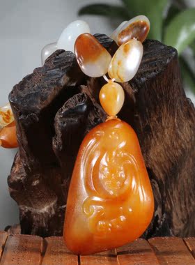 青藤玉舍 特惠970000罕见黄玉红沁细腻仿古龙吊坠子项链促销