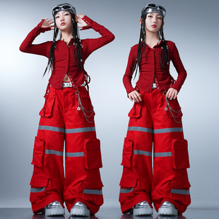 元旦女童红色爵士舞服工装裤套装街舞演出服漏脐开衫长袖舞蹈服潮