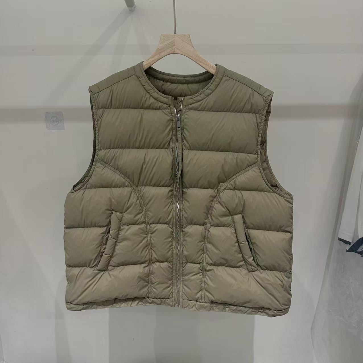 常规纯色拉链圆领韩国通勤短款