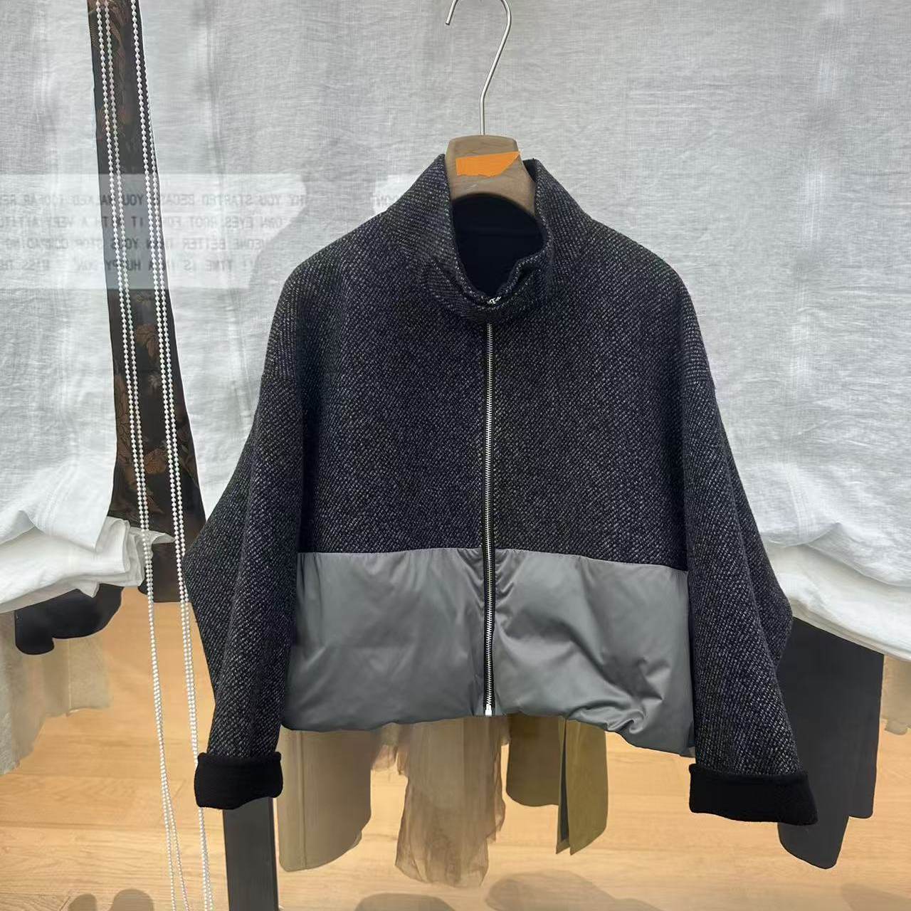 人字纹拼接羽绒服女高级感