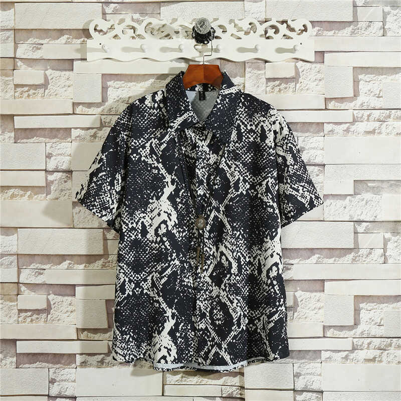 情侣款短袖潮牌宽松男女装潮牌