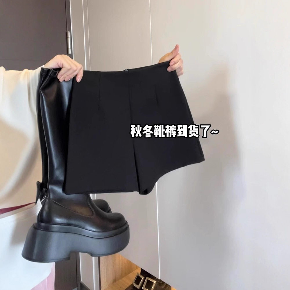 黑色辣妹短裤女春秋冬季高腰显瘦休闲裤