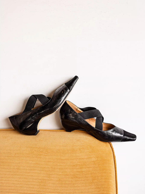 龙猫叔方头交叉绑带中跟玛丽珍鞋