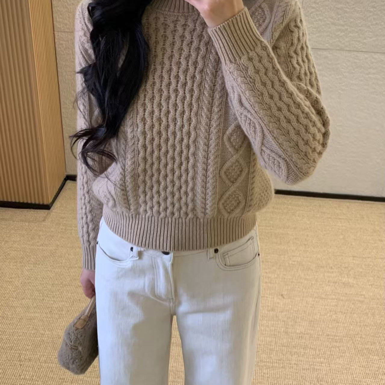 老钱风麻花纹圆领针织毛衣女长袖慵懒风套头宽松套头羊绒夹花色PL