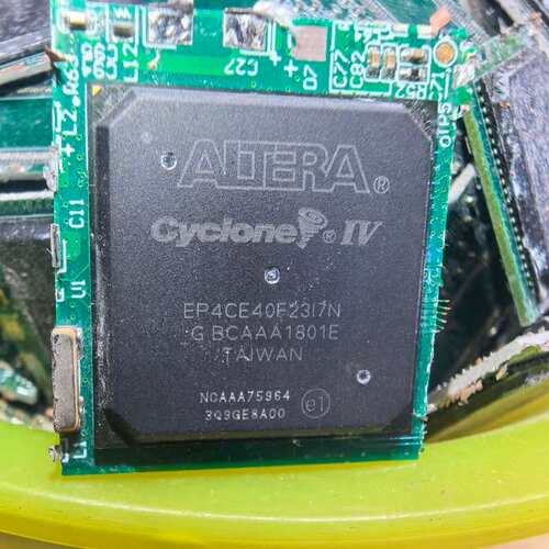 议价EP4CE40F23I7N 带板 需要的来 带价私聊 售