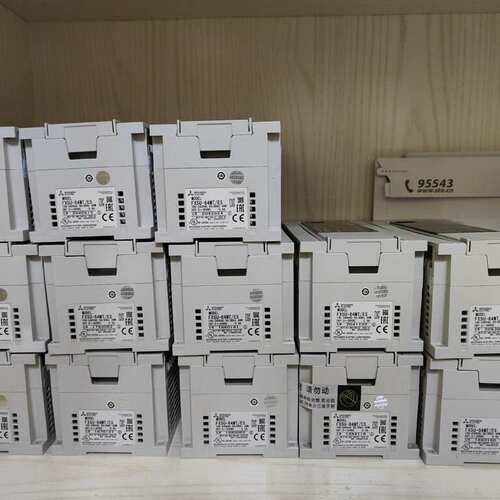 议价FX5U-64MT/ES，年份2016-2020，实物拍摄，