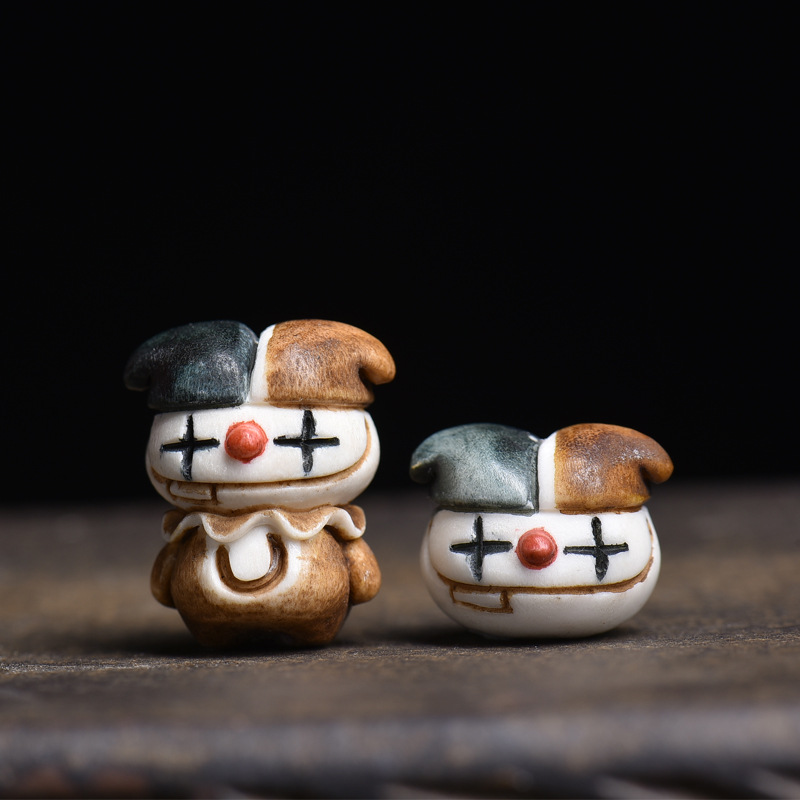 天然鹿角根付才雕刻小丑吊坠