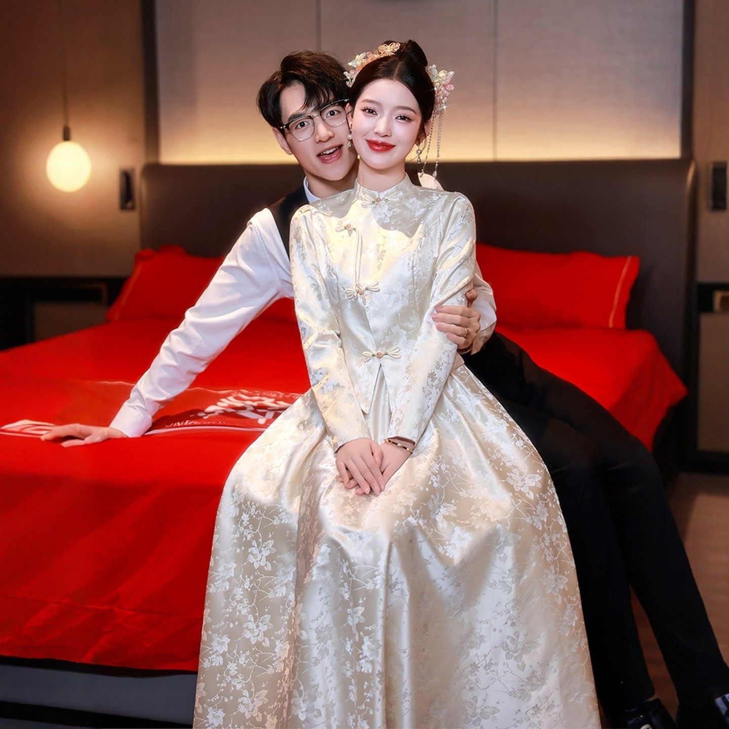 海棠记香槟色旗袍订婚礼服裙款新中式衣服敬酒服平时可穿长袖套装