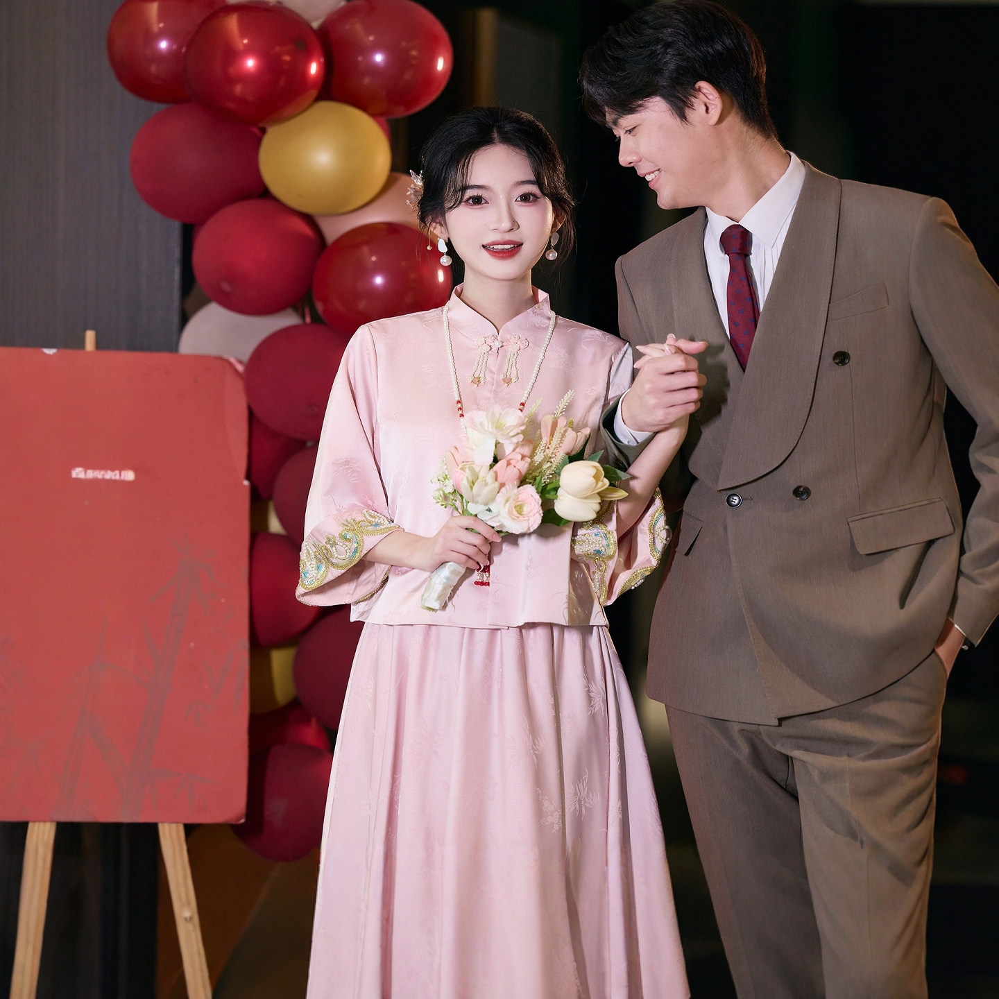 海棠记敬酒服孕妇粉色秀禾服新娘大码出阁宴旗袍胖mm订婚礼服裙秋