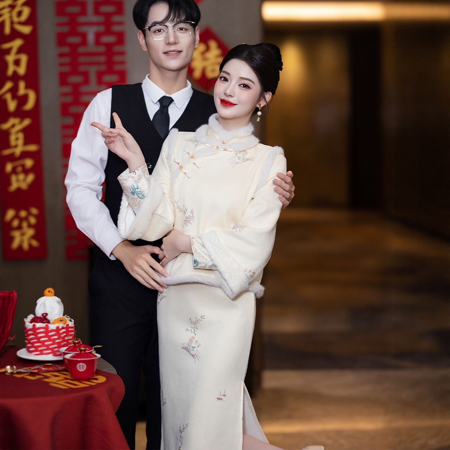 海棠记香槟色中式订婚领证登记裙