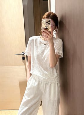 设计感蕾丝拼接白色圆领短袖轻薄