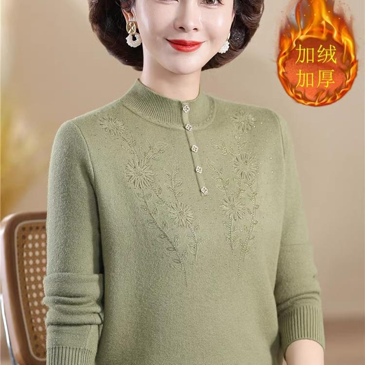 妈妈装一体绒内搭保暖毛衣