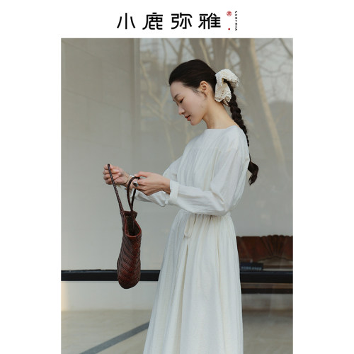小鹿弥雅春日氛围长裙~《不染》一字领收腰系带连衣长裙春夏