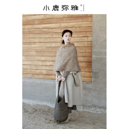 小鹿弥雅《白茶》气质款宽松显瘦双面穿七分袖长款羊毛大衣冬