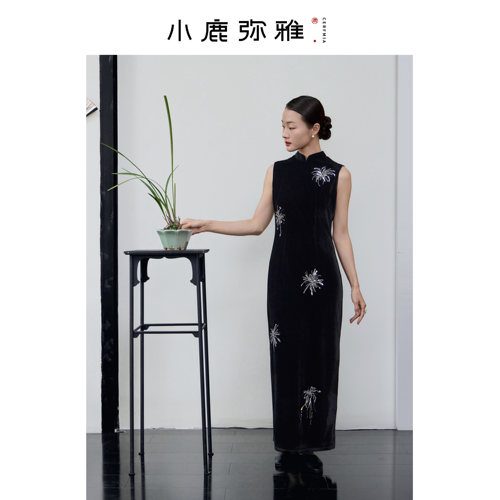 小鹿弥雅《烟花》系列原创新中式重工丝绒刺绣旗袍黑色连衣裙春夏
