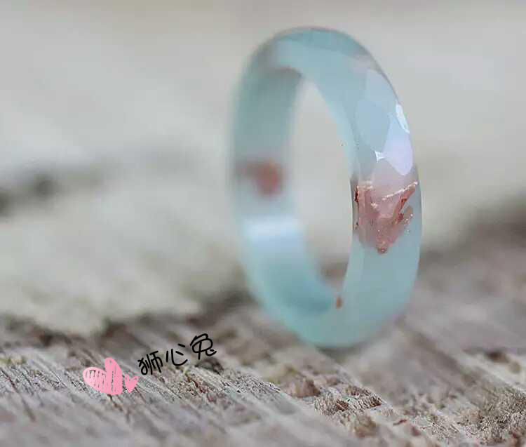 玫瑰金箔树脂刻面半透明戒指