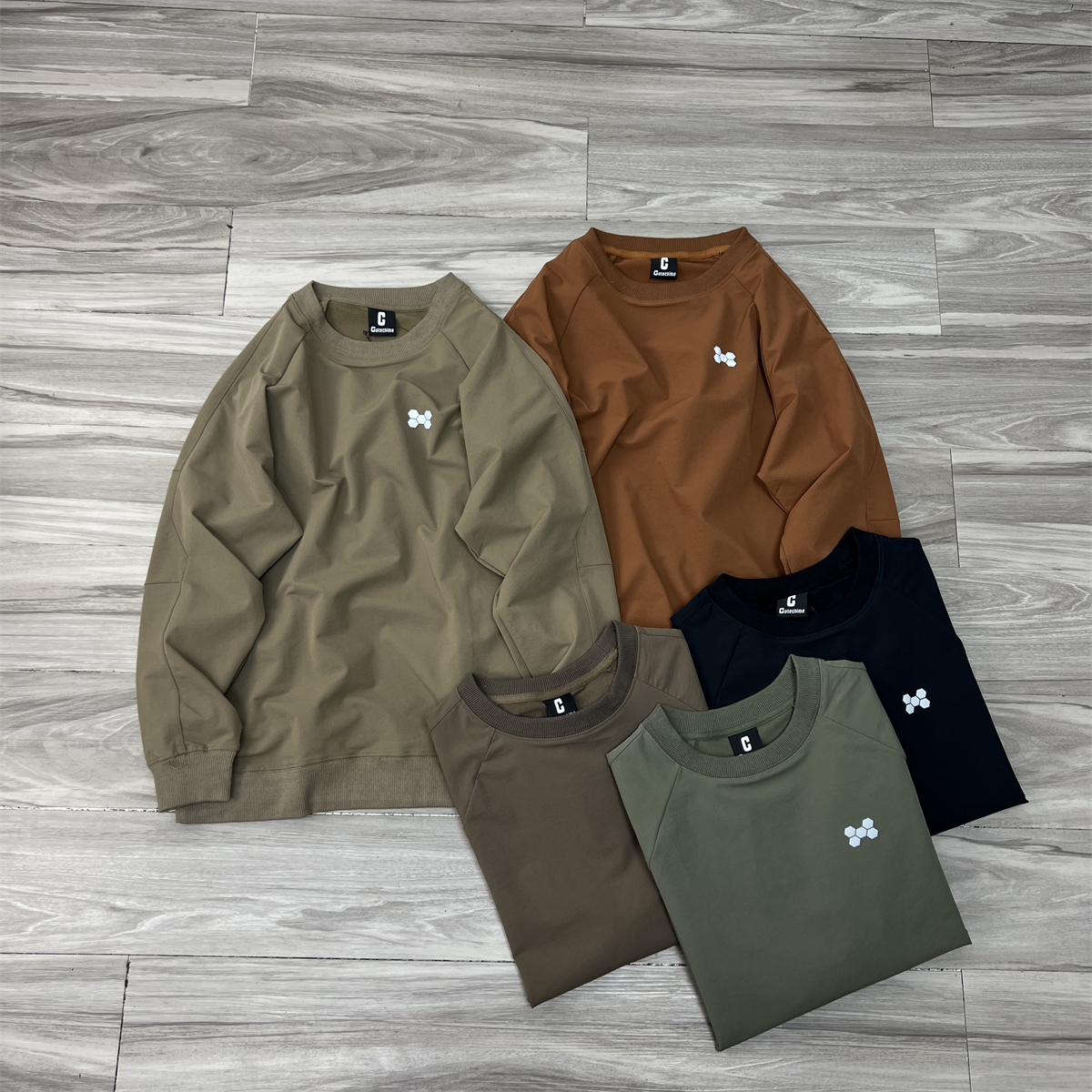 高端小众户外山系软壳衣圆领卫衣