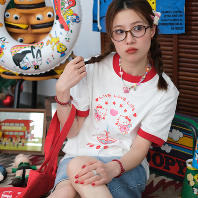 买梦想的奶奶红边HelloKitty享受爱情生活纯棉美式情侣可爱短袖T