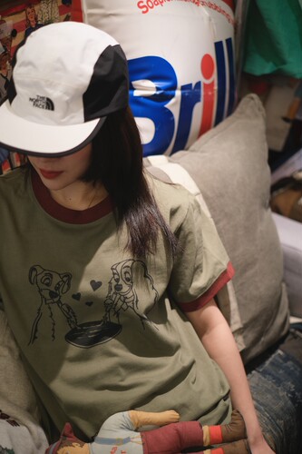 买梦想的奶奶101斑点狗三叶草绿栗色边265克厚美式上衣打底衫男女