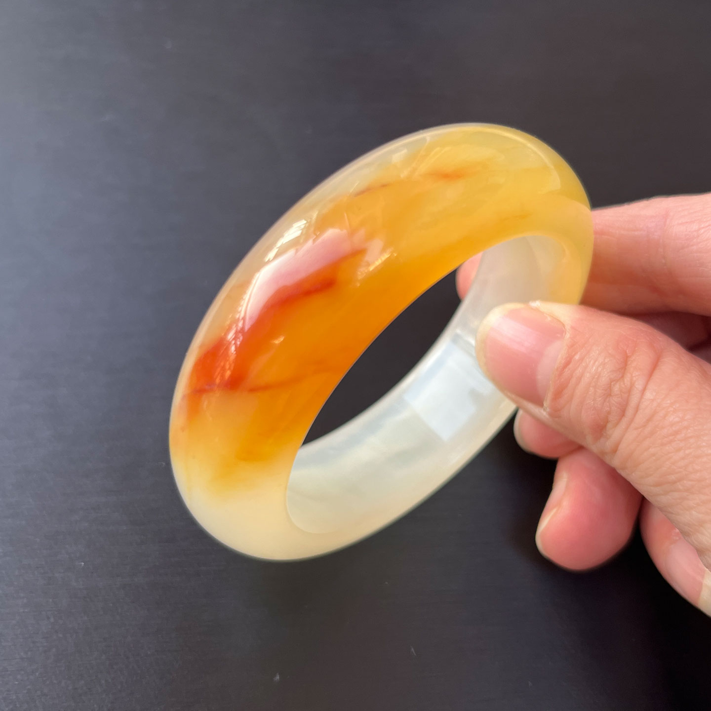 云南纯天然黄龙玉手镯内径50轮胎圈 颜色鲜艳上手效果好配证书