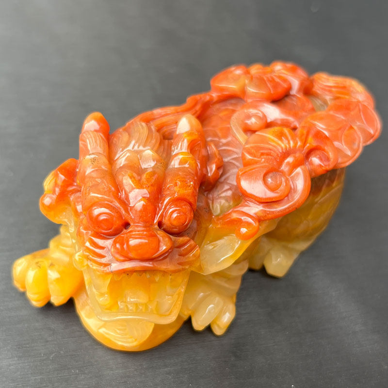 云南纯天然黄龙玉精美龙头貔貅手把件小摆件料好工细招财进宝