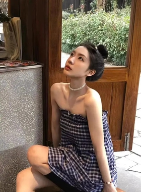 蓝色格纹抹胸上衣女夏季新款木耳边a字裙小众设计感不撞款连衣裙