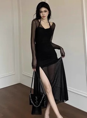 纯欲高级感黑色挂脖吊带连衣裙女夏季辣妹修身收腰开叉网纱长裙子
