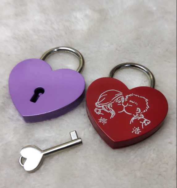 44mm通开彩色挂锁  可定制内容  爱心挂锁 景区情侣许愿挂锁刻字