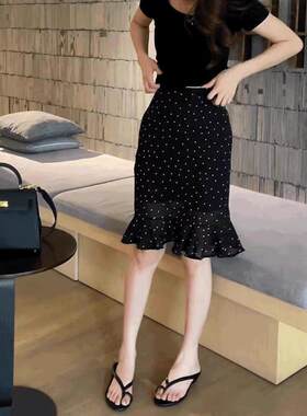 黑色波点半身裙女中裙2025夏季新款设计感高腰显瘦洋气减龄包臀裙