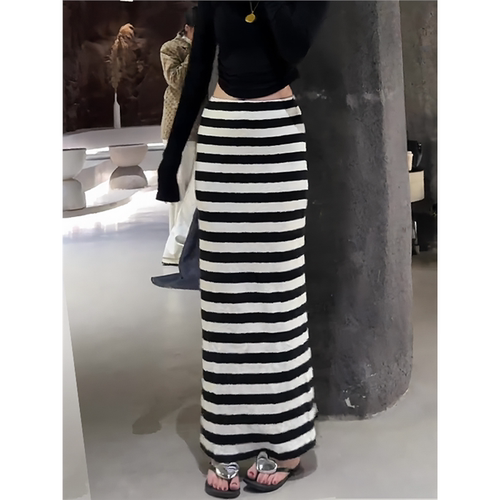 高级慵懒风条纹半身裙女2025年夏季新款小众个性设计感a字包臀裙