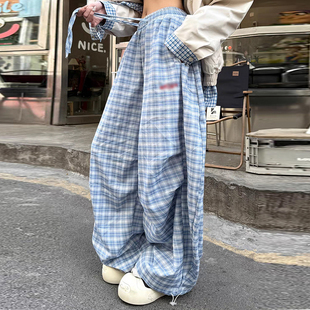 子 女生2025春夏宽松慵懒垂坠感阔腿休闲裤 美式 复古蓝色弯刀格子裤