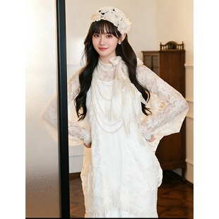 法式蕾丝轻婚纱出门纱复古白色长袖新娘晨袍生日宴会超仙温柔礼服