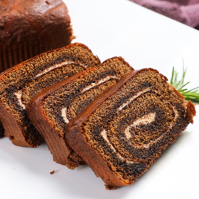 俄罗斯进口巧克力蛋糕卷早餐面包甜品提拉米苏味奶油炼乳网红零食