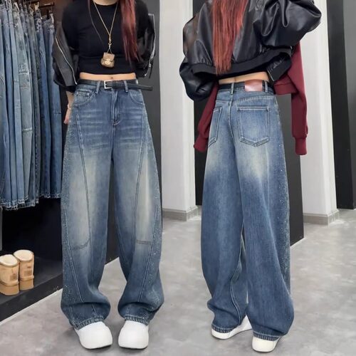 满天星烫钻弯刀牛仔裤女春季2026新款阔腿裤大码胖mm显瘦直筒裤子