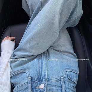 复古浅蓝色烫钻阔腿牛仔裤女2026春季新款高腰遮胯显瘦直筒长裤子