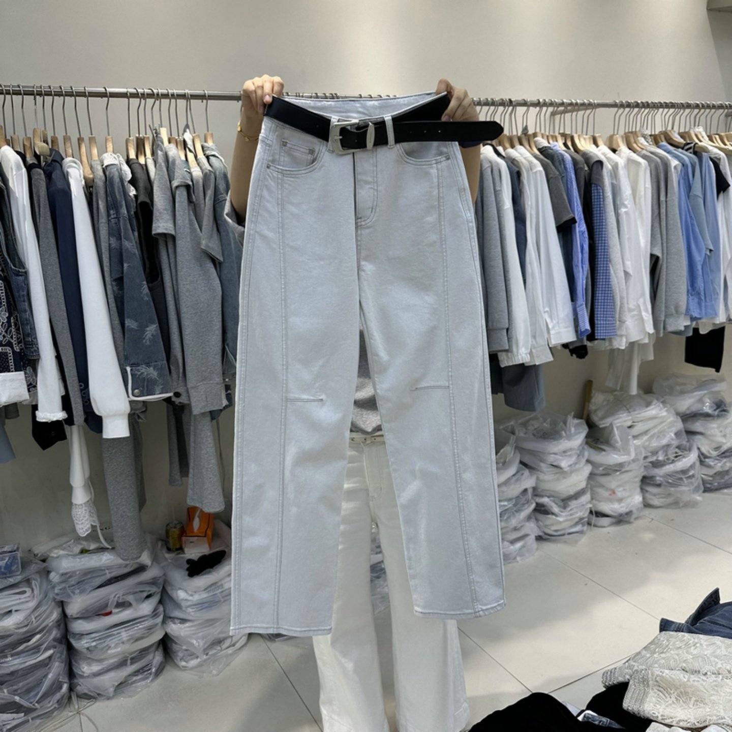 复古时尚牛仔裤欧货2025秋装新款侧拼接高腰刺绣字母标直筒裤女,女装/女士精品,牛仔裤,淘宝优惠券,粉丝福利购,淘宝优惠卷