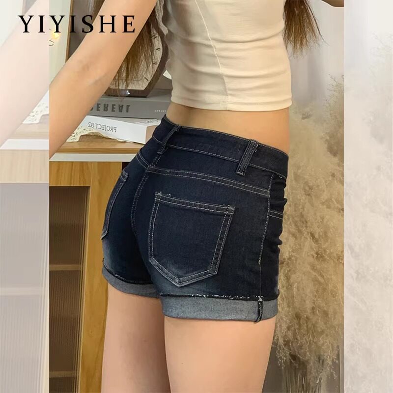 美式低腰辣妹牛仔短裤女2026春夏新款小个子弹力显瘦包臀a字热裤