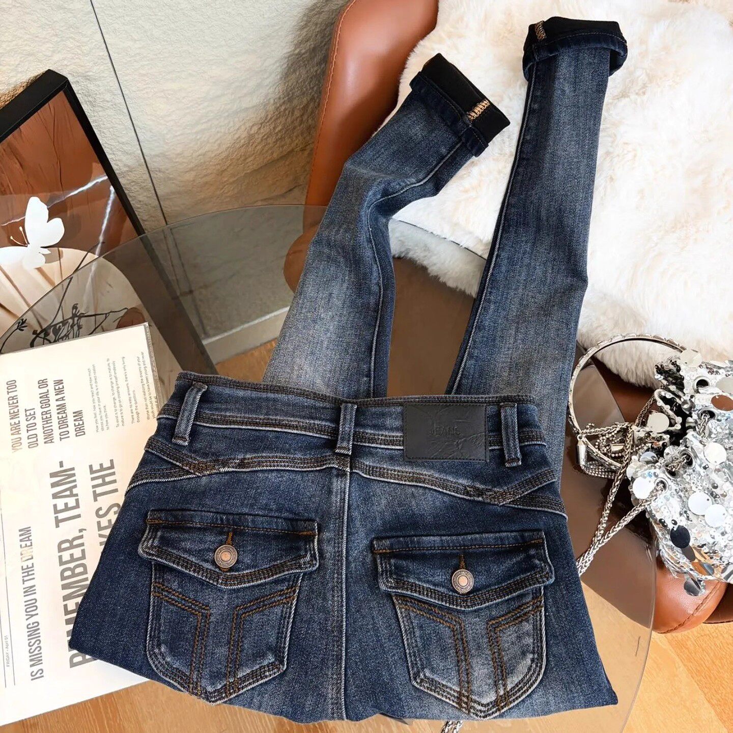 高腰显瘦加绒加厚个性小脚牛仔裤女2025年冬季新款修身铅笔靴裤潮