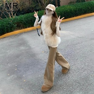 加绒卡其色低腰微喇牛仔裤女冬季2025新款不贴腿显瘦辣妹喇叭裤子