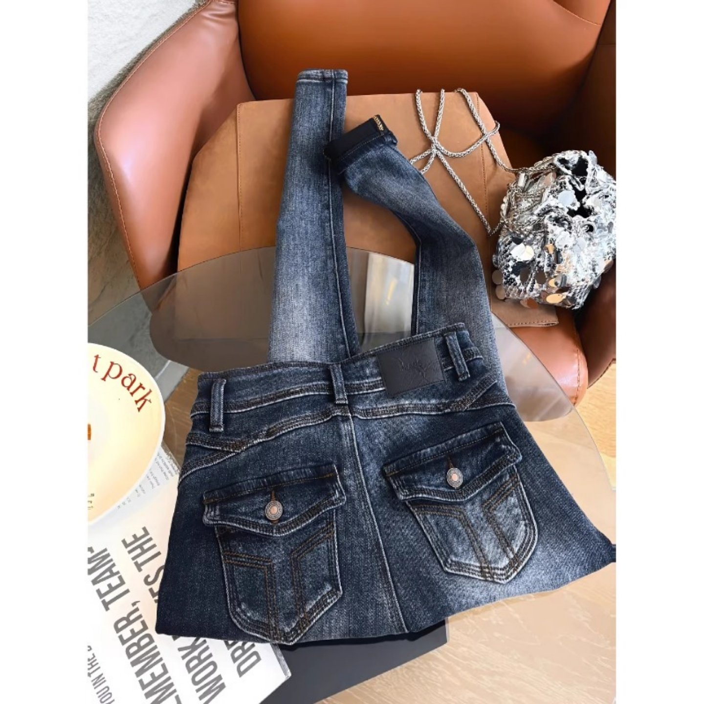 加绒保暖个性小脚牛仔裤女2026年冬季新款显瘦加厚修身铅笔靴裤潮