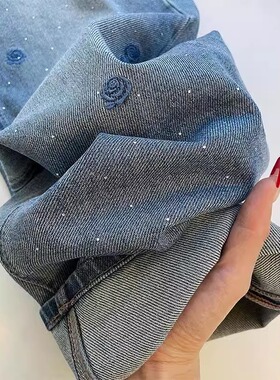 美式复古蓝色刺绣烫钻玫瑰牛仔裤2026新款高腰重工水洗显瘦直筒裤