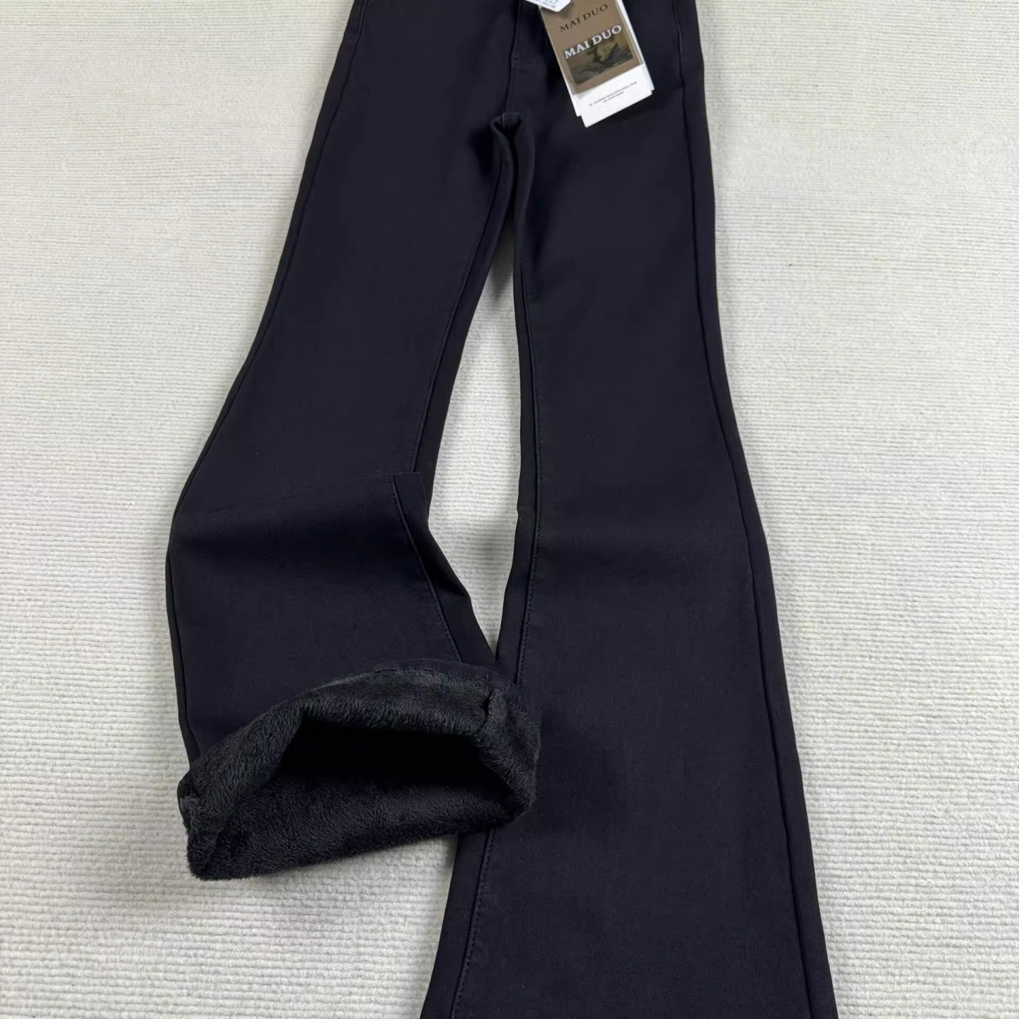 黑色加绒加厚微喇叭牛仔裤女秋冬新款高腰弹力修身显瘦百搭马蹄裤