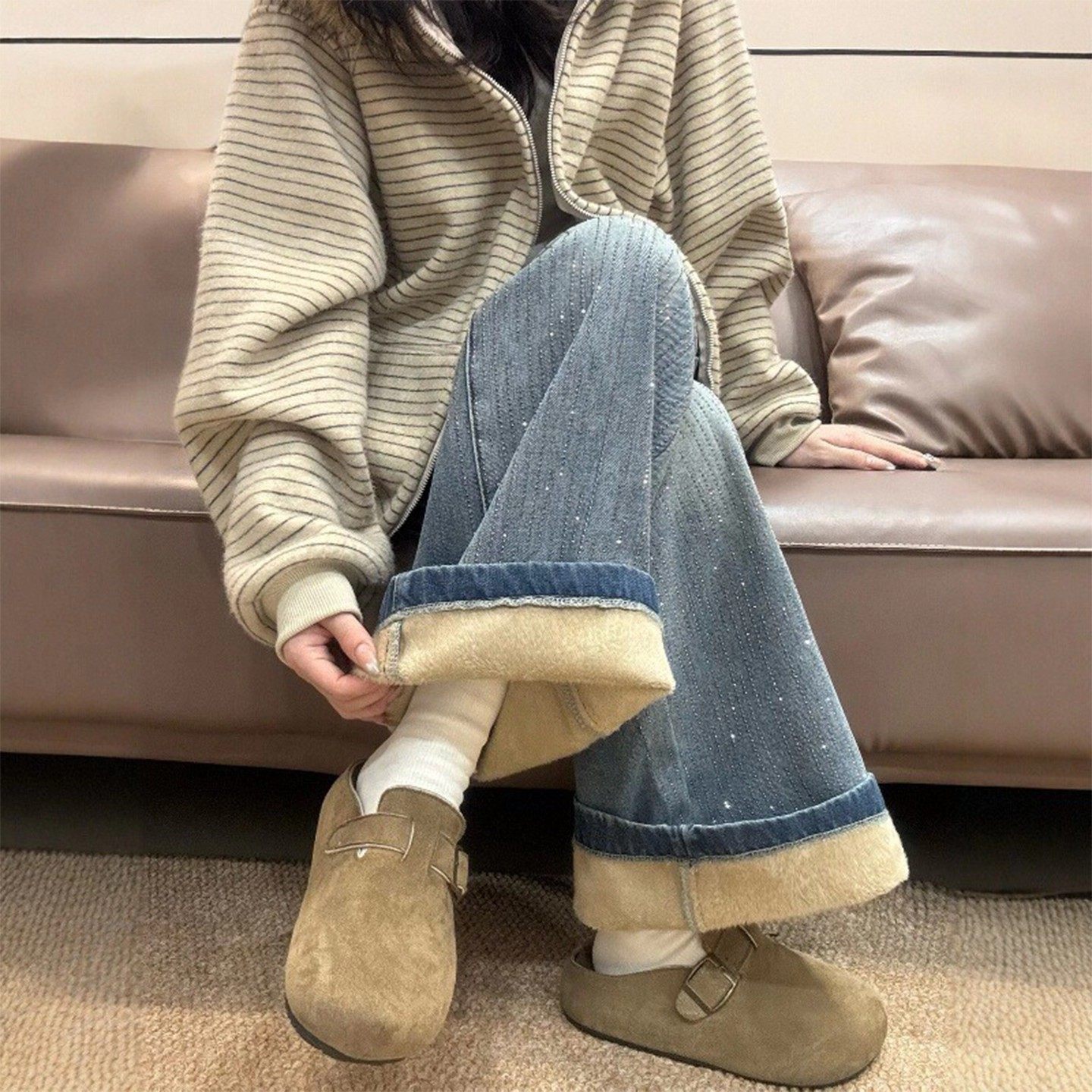 加绒加厚满天星烫钻阔腿牛仔裤女秋冬大码胖mm高腰显瘦直筒拖地裤