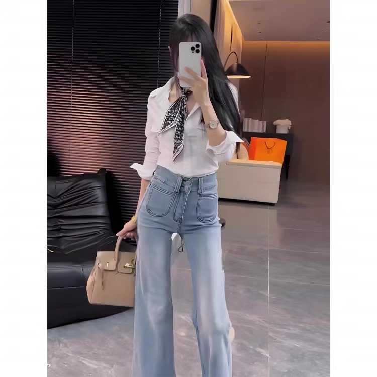 复古水洗浅蓝色微喇牛仔裤女春季2026新款高腰显瘦拖地弹力喇叭裤