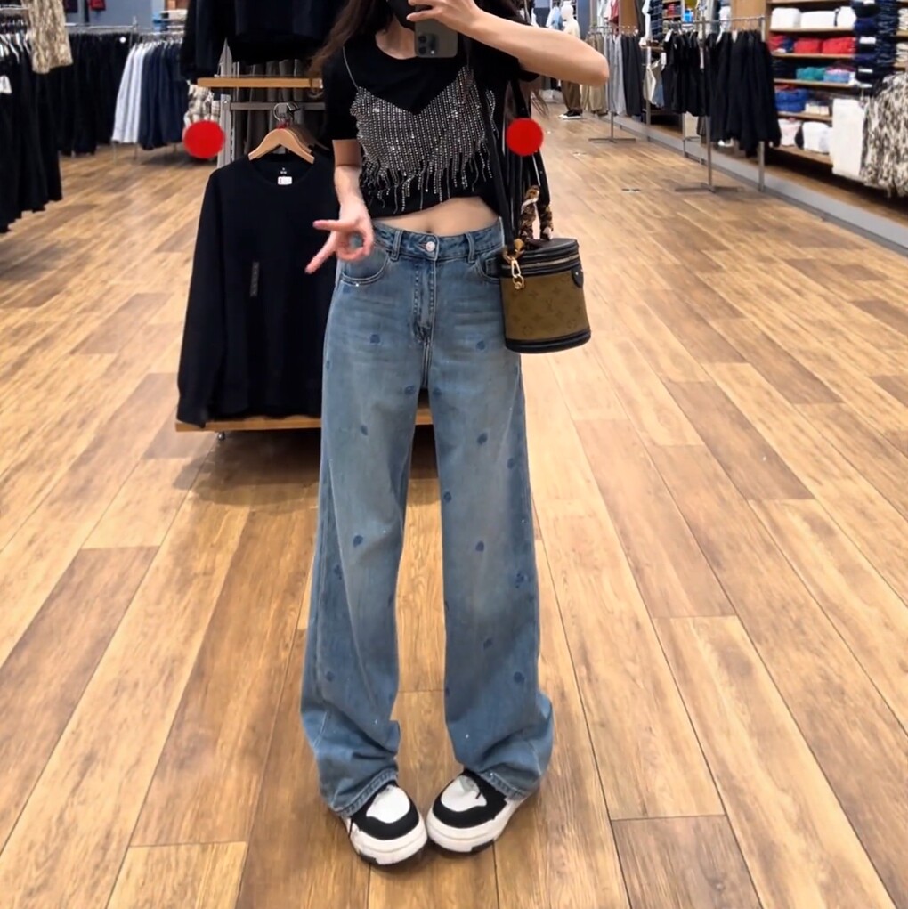 玫瑰刺绣烫钻牛仔裤女2026新款秋季今年流行的爆款裤子显瘦直筒裤
