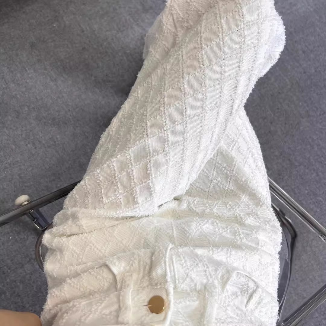 白色提花窄版阔腿牛仔裤女2025春夏薄款高腰显瘦设计感直筒拖地裤