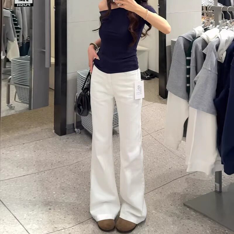 白色不贴腿微喇牛仔裤女2026春季新款宽松显瘦垂感百搭喇叭拖地裤