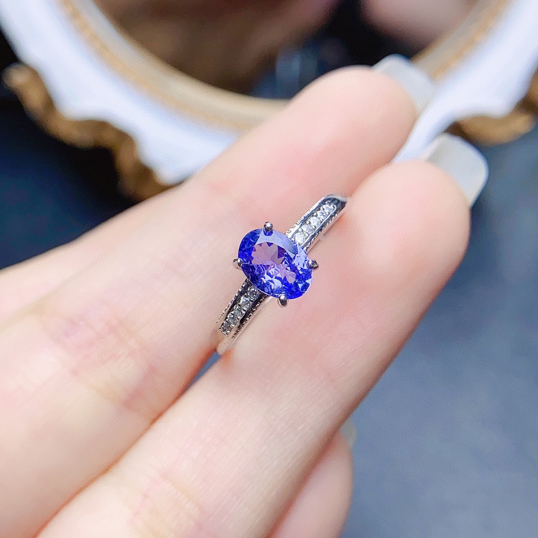 【地大珠宝】天然坦桑石戒指，晶体全净火彩爆闪，S925银精工镶嵌