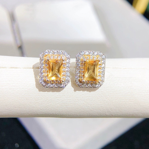 天然黄水晶耳钉 颜色好粒粒都是精品、S925银精工镶嵌、土属性