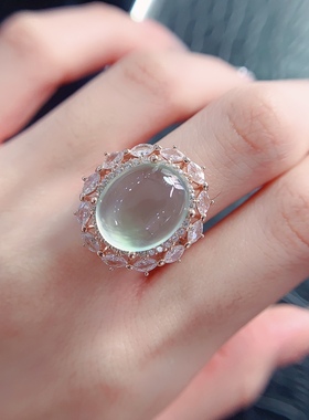 葡萄石尺寸：12X15，高端大气，天然葡萄石戒指，简直美炸了